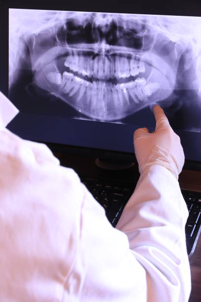 Best Weekend Emergency Dental Services in Thornport, OH